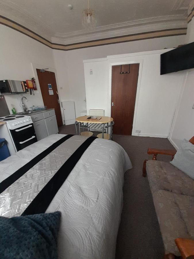 Nova Holiday Apartments Blackpool Exteriör bild