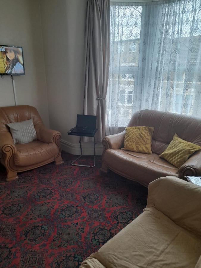 Nova Holiday Apartments Blackpool Exteriör bild